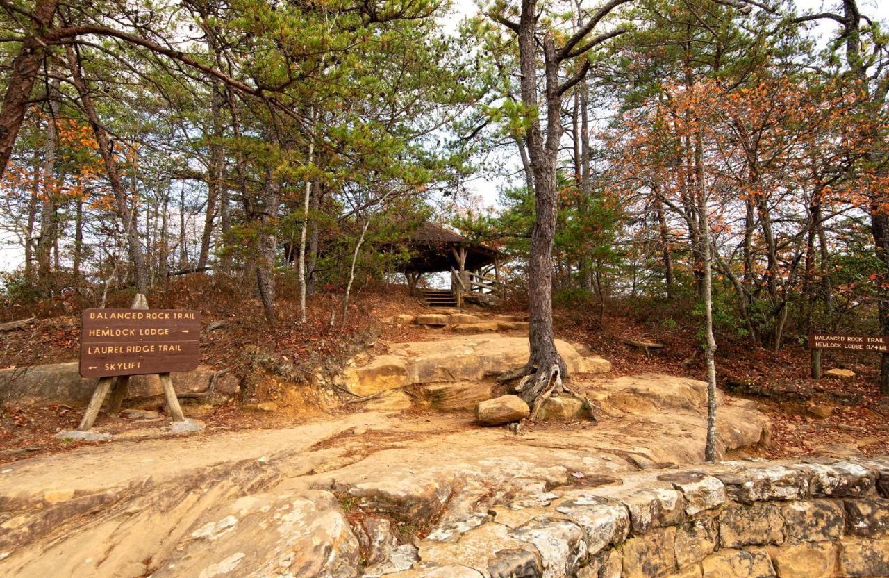 Natural Bridge State Resort Park Slade Exterior photo