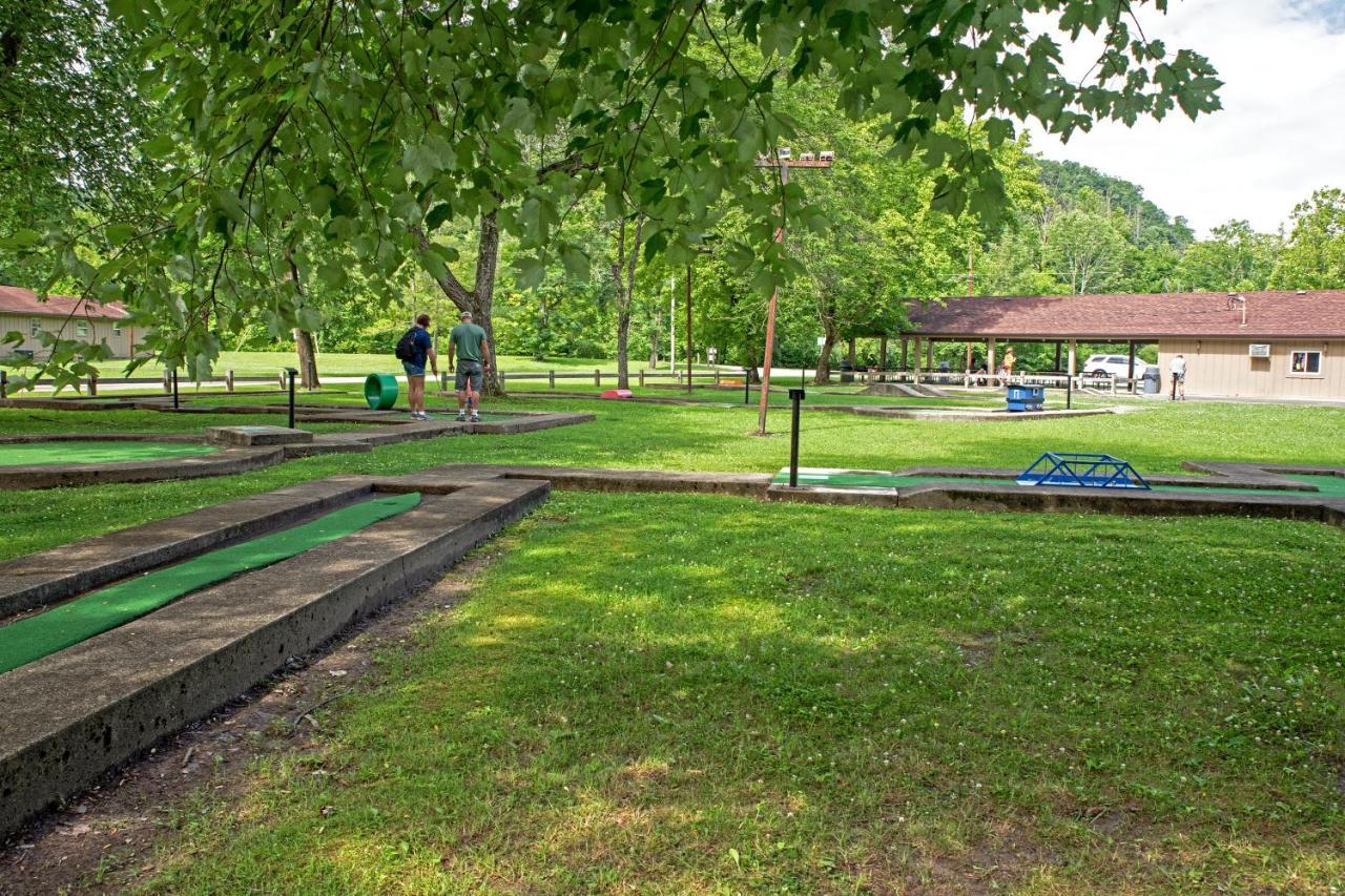 Natural Bridge State Resort Park Slade Exterior photo